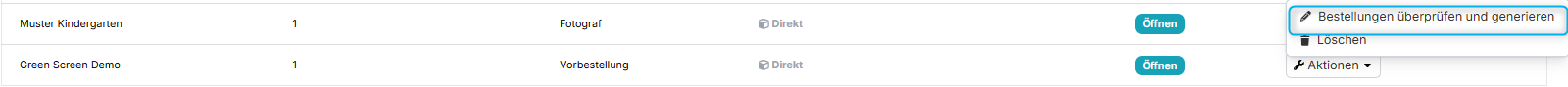 Die Seite 'Bestellungen prüfen' zeigt eine Zusammenfassung der Fotoproduktbestellungen mit Gesamtkosten und aktuellem Kontostand sowie eine Liste neuer Bestellungen mit ihrem Status.